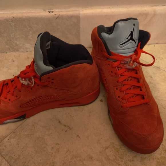 Jordan Shoes 2 Pairs Of Jordan High Tops Very Gently Used Poshmark